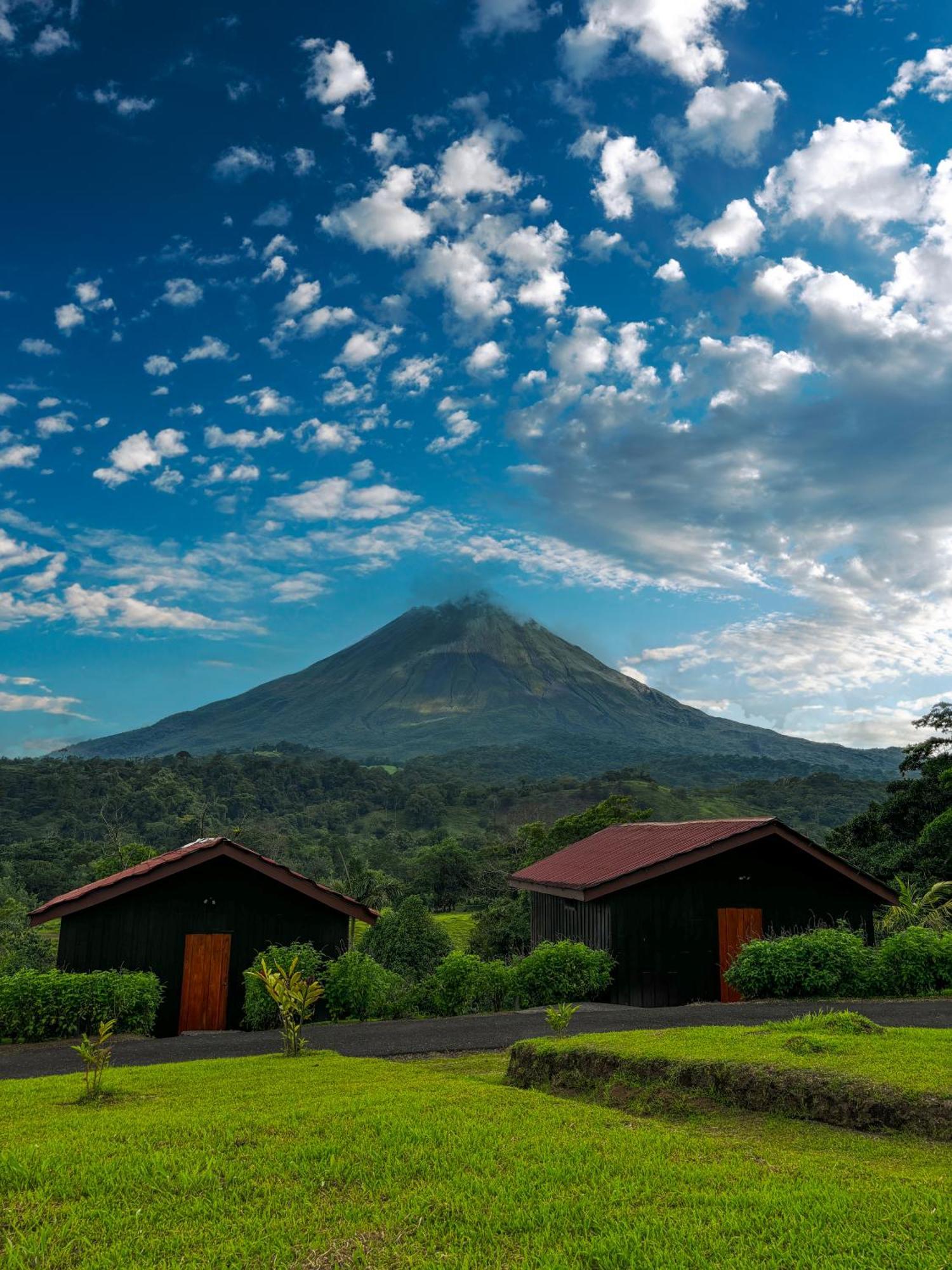 Arenal Roca Lodge La Fortuna Exterior foto