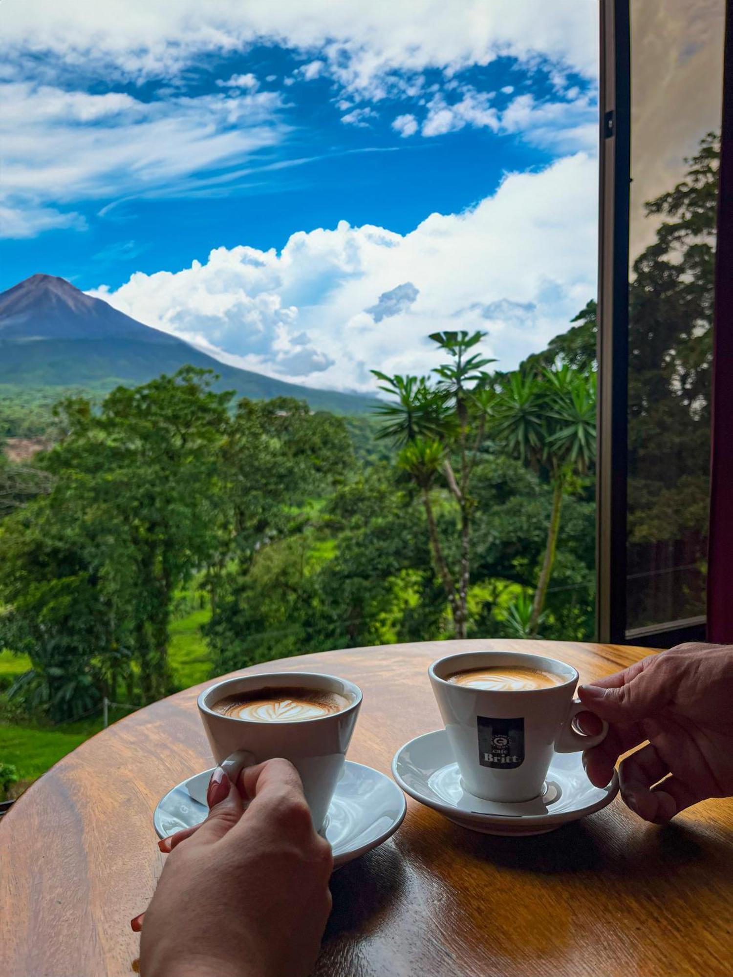 Arenal Roca Lodge La Fortuna Exterior foto