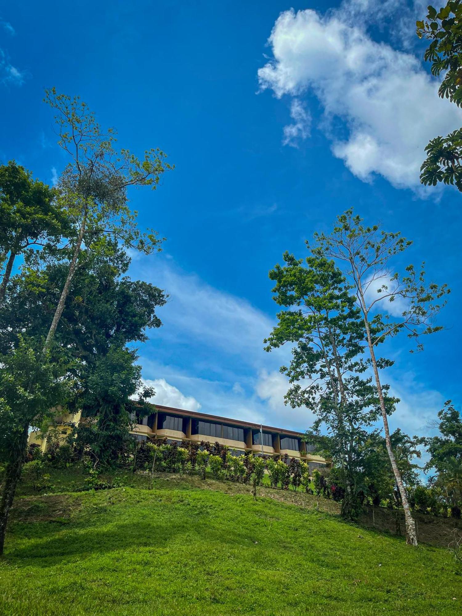 Arenal Roca Lodge La Fortuna Exterior foto