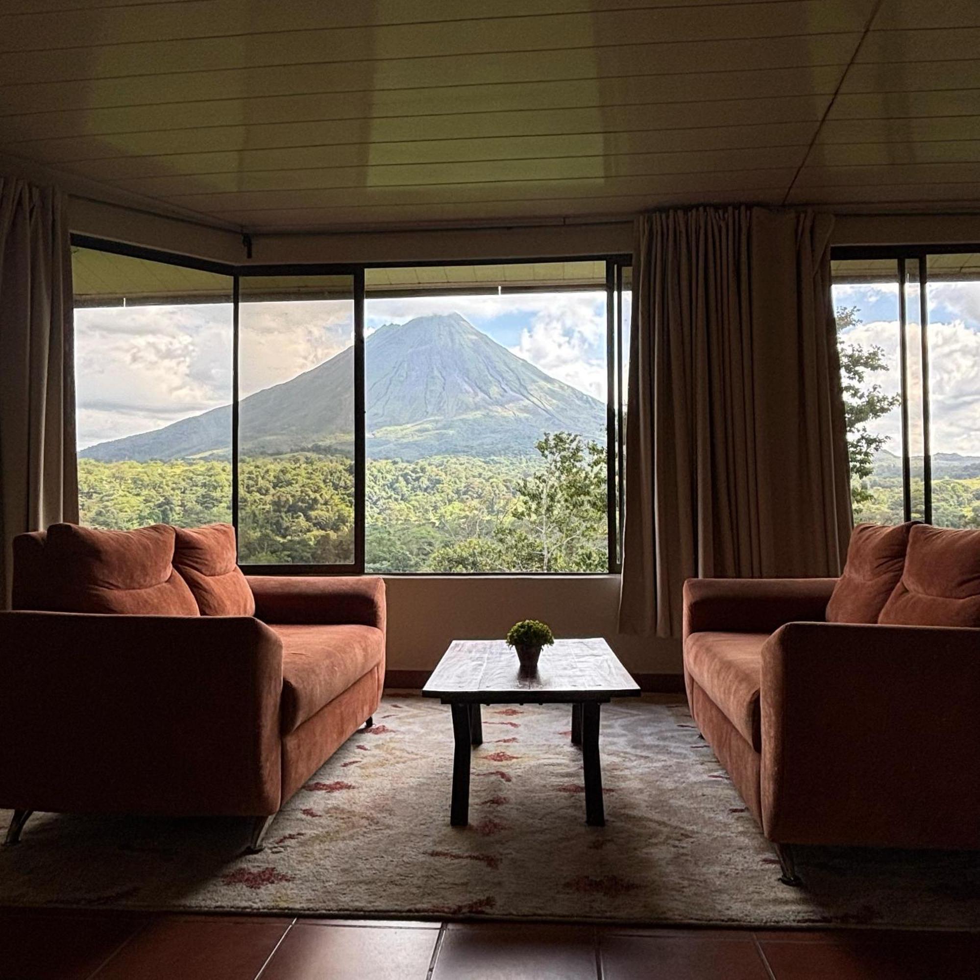 Arenal Roca Lodge La Fortuna Exterior foto